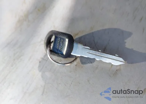 1998 GMC Suburban K1500 z USA, uszkodzony, nr VIN 1GDFK16RXWJ728665